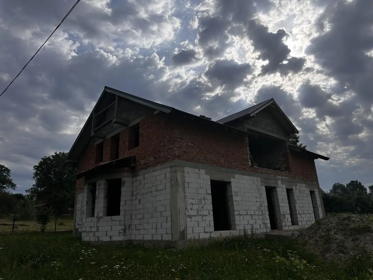 Продається новозбудований будинок с.Нанково